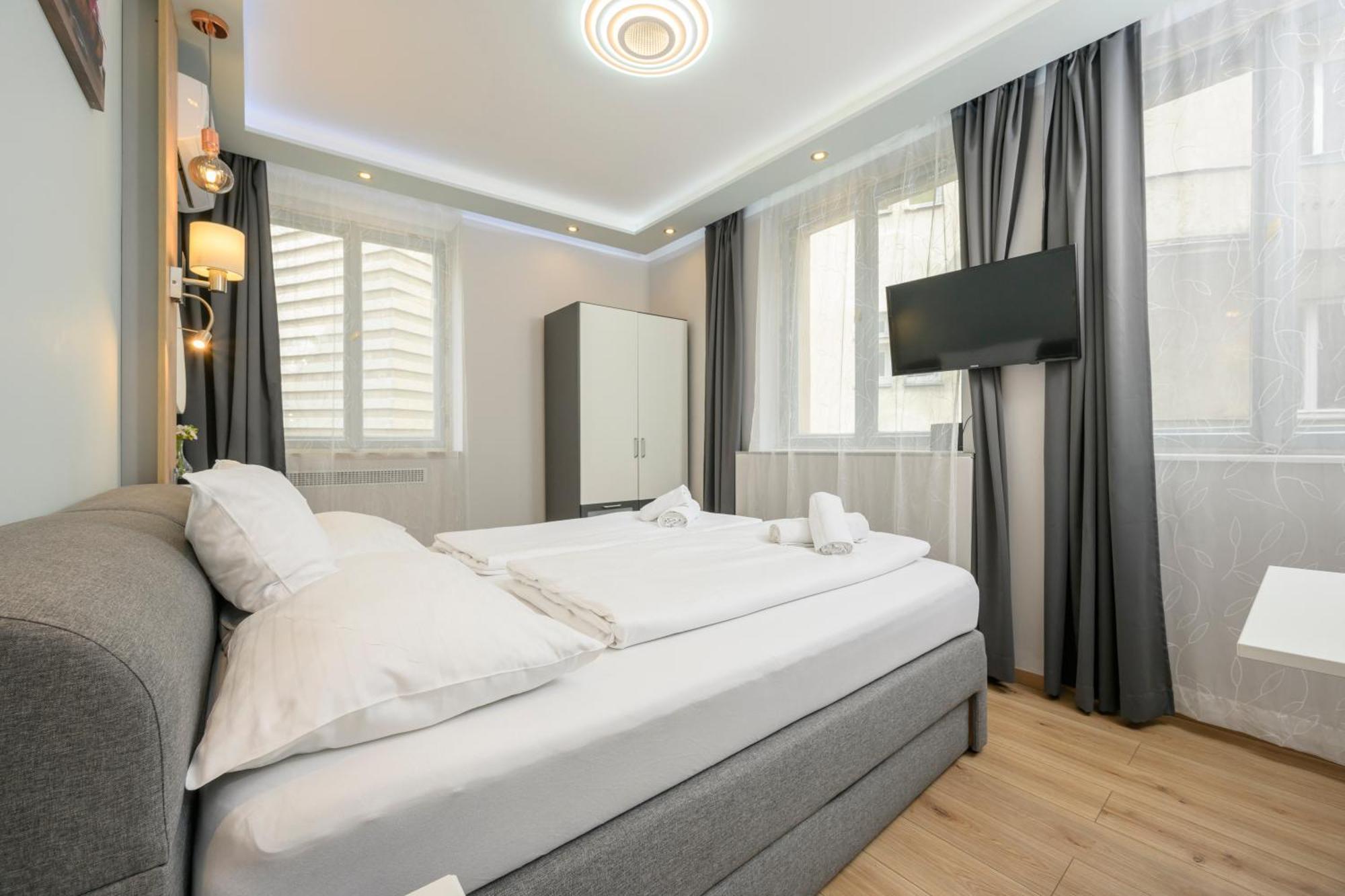 Elegance Palais Palffy Apartments Vienna Exterior photo